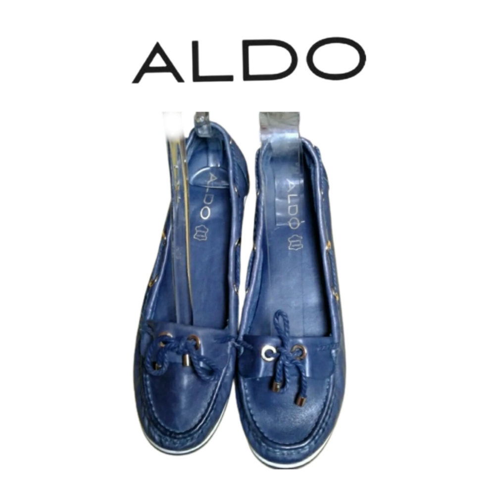 ALDO NAVY BLUE LEATHER BOAT SHOES
